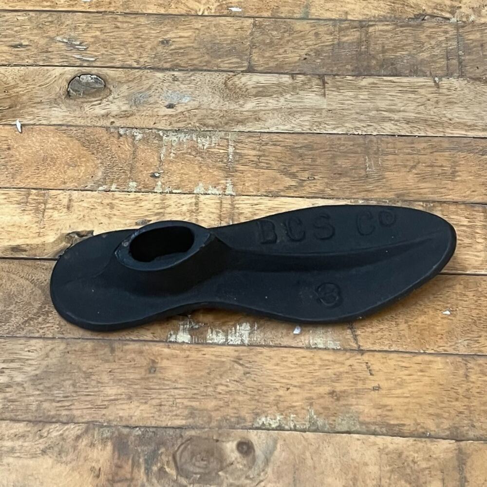 BCS CO Antique Cast Iron Shoe Last Size 3 8.5"
